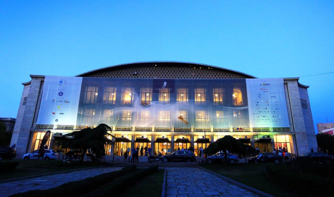 Royal Palace Self Check In Bucharest Exterior photo